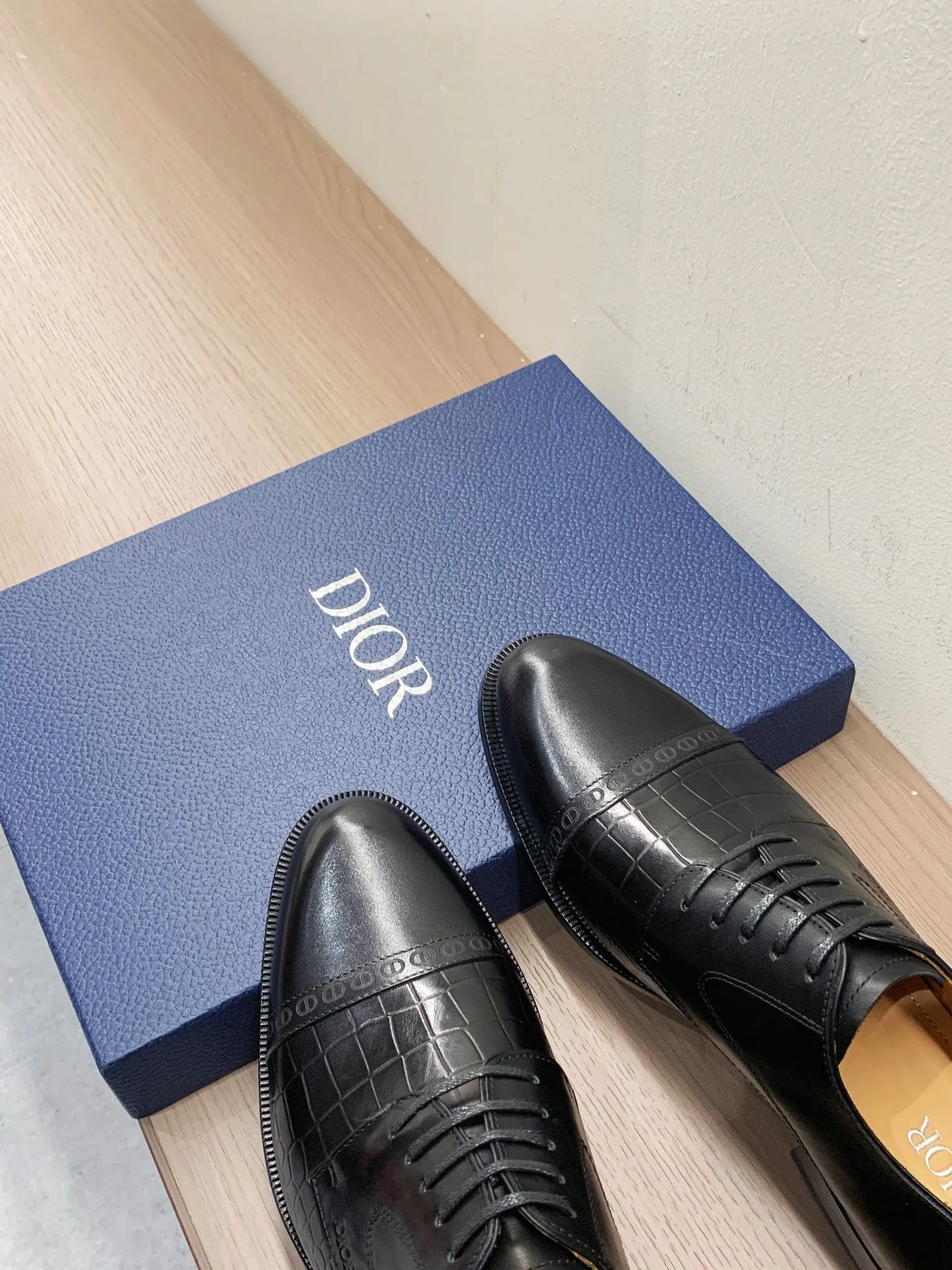 940💰 Dior high-end men's boutique casual leather shoes, imported cowhide upper, water-dyed cowhide lining, imported genuine leather outsole, perfect details, standard code 39-44 (38.45.46 customized, non-returnable and non-exchangeable),